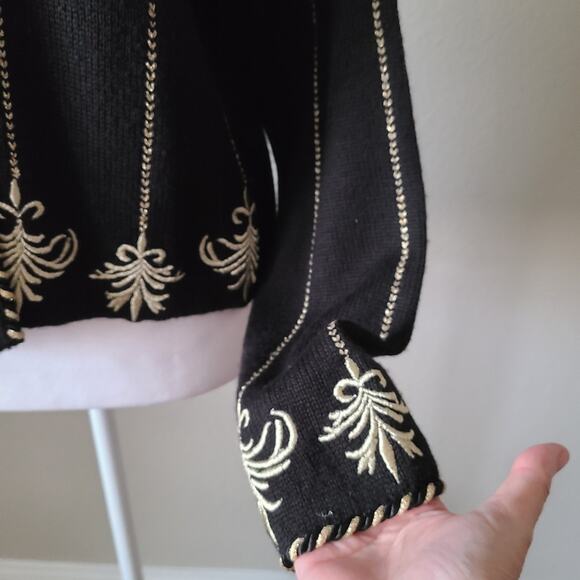 Vintage 90s Wool Cardigan Sweater Medium Casual Corner Metallic‎ Gold Embroidery - Picture 2 of 13